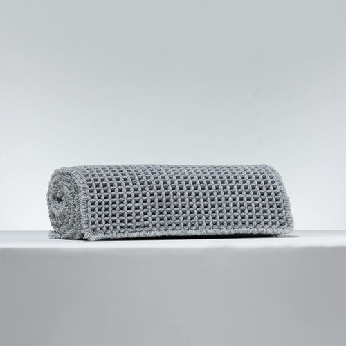 Durable Solid Color Polyester Bath Mat with Super Absorption for Hotel and Home